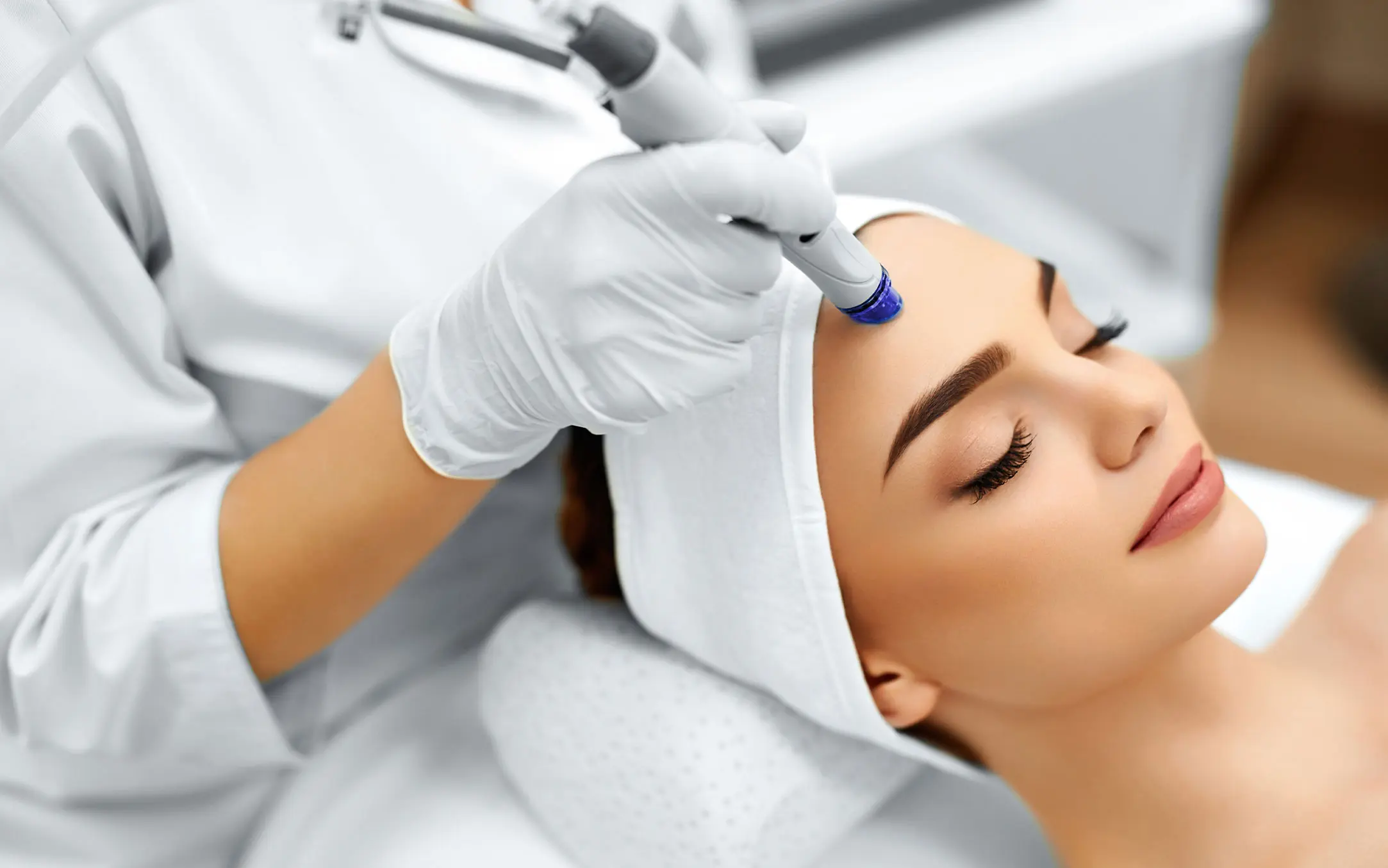 What Is Collagen Lift Therapy and How Can It Help Ageing, Loose Skin Sale?